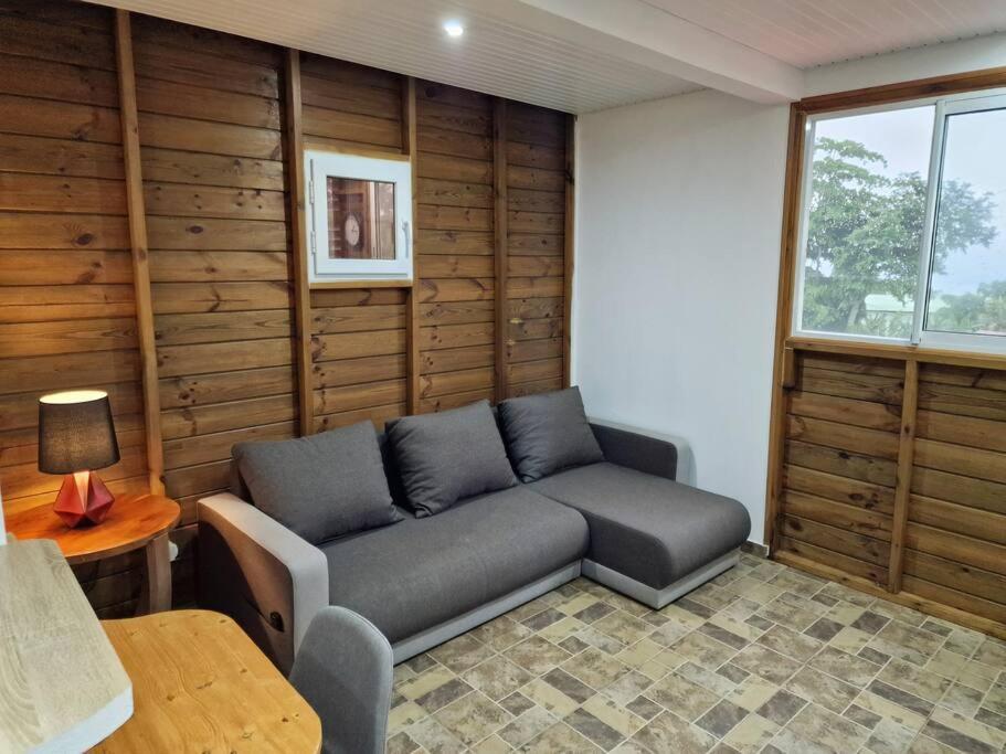 Hillview Studio Apartamento La Trinité Exterior foto
