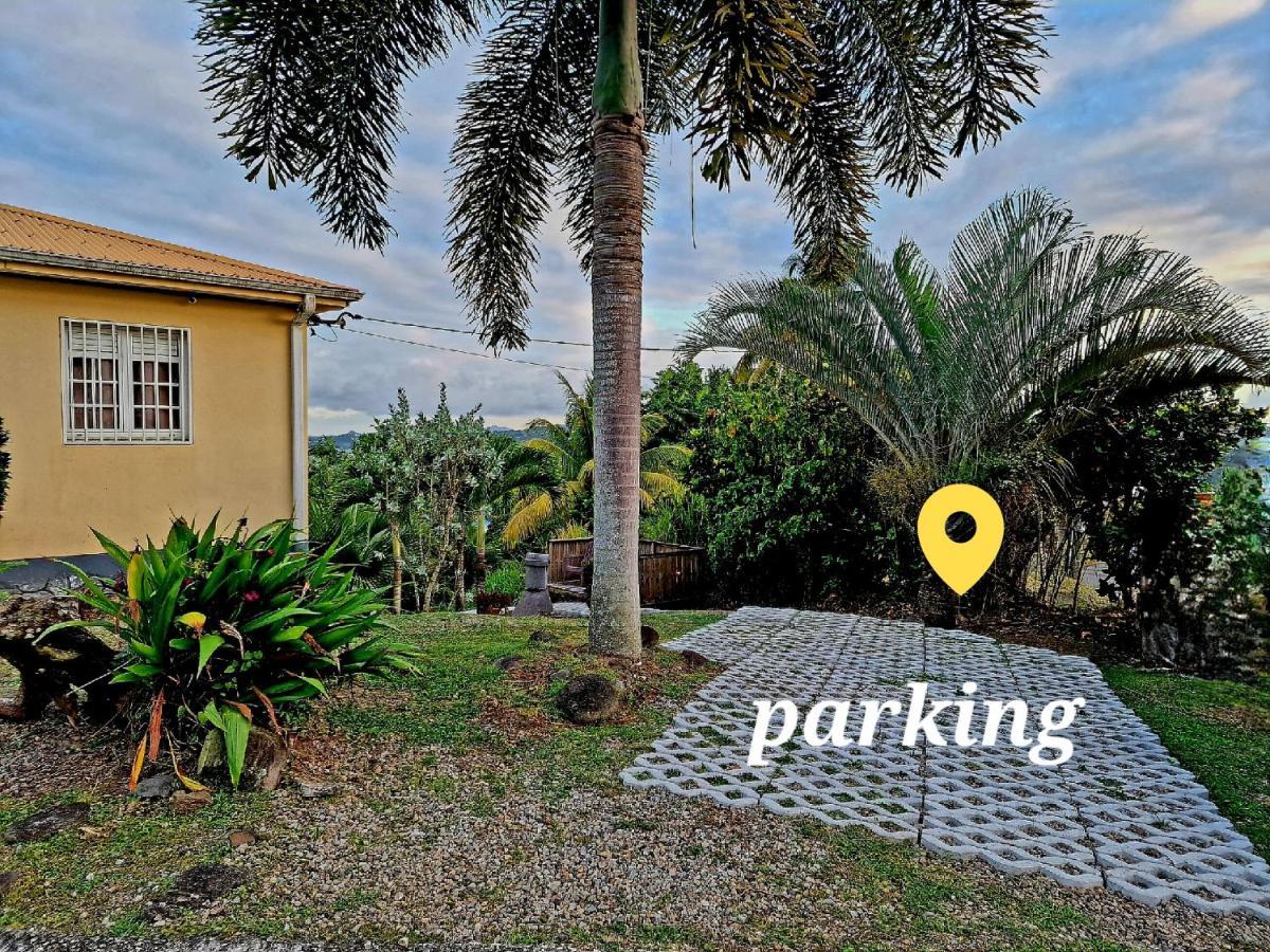 Hillview Studio Apartamento La Trinité Exterior foto
